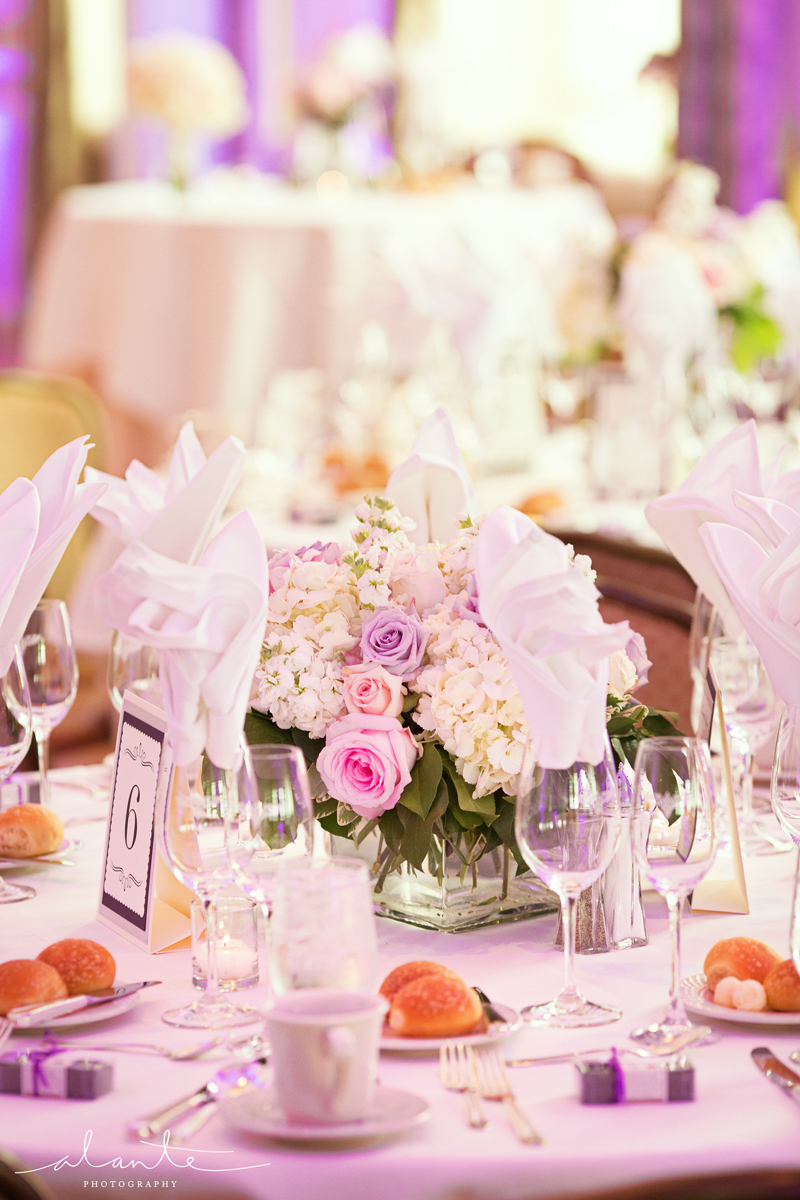 White Centerpiece | WAC Wedding | Alante Photography | Seattle Wedding Planner | Filipino Weding Planner