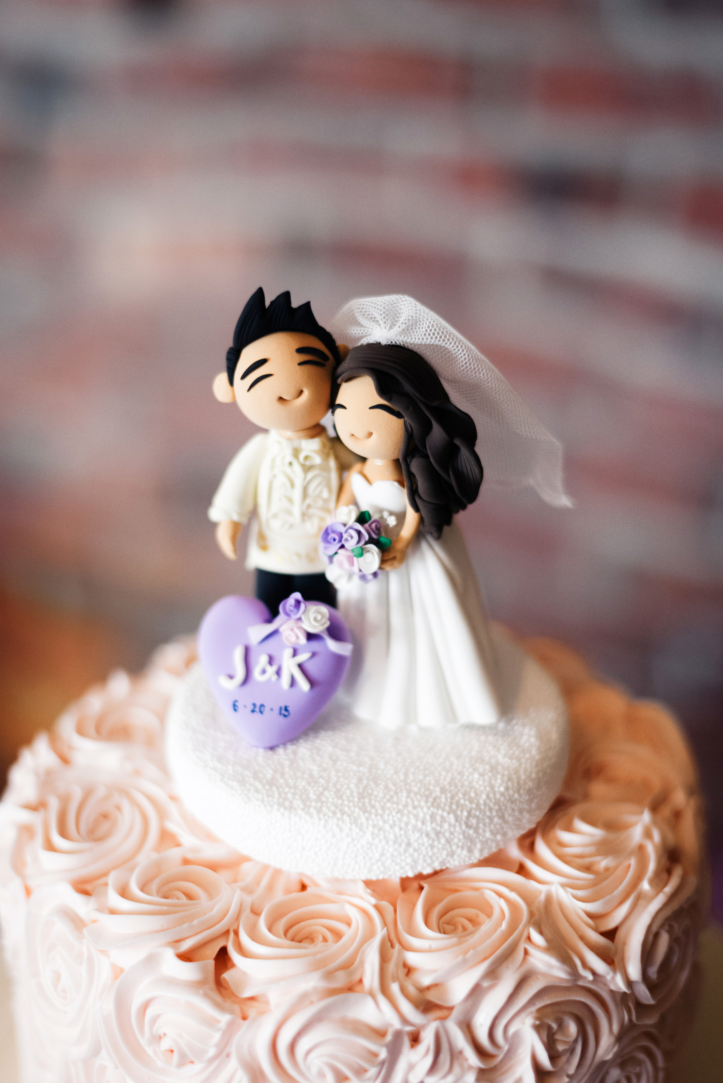 Handmade Cake Topper | Joe and Patience Photography | Filipino Wedding Planner | Seattle Wedding Planner | Ballard Bay Club Wedding