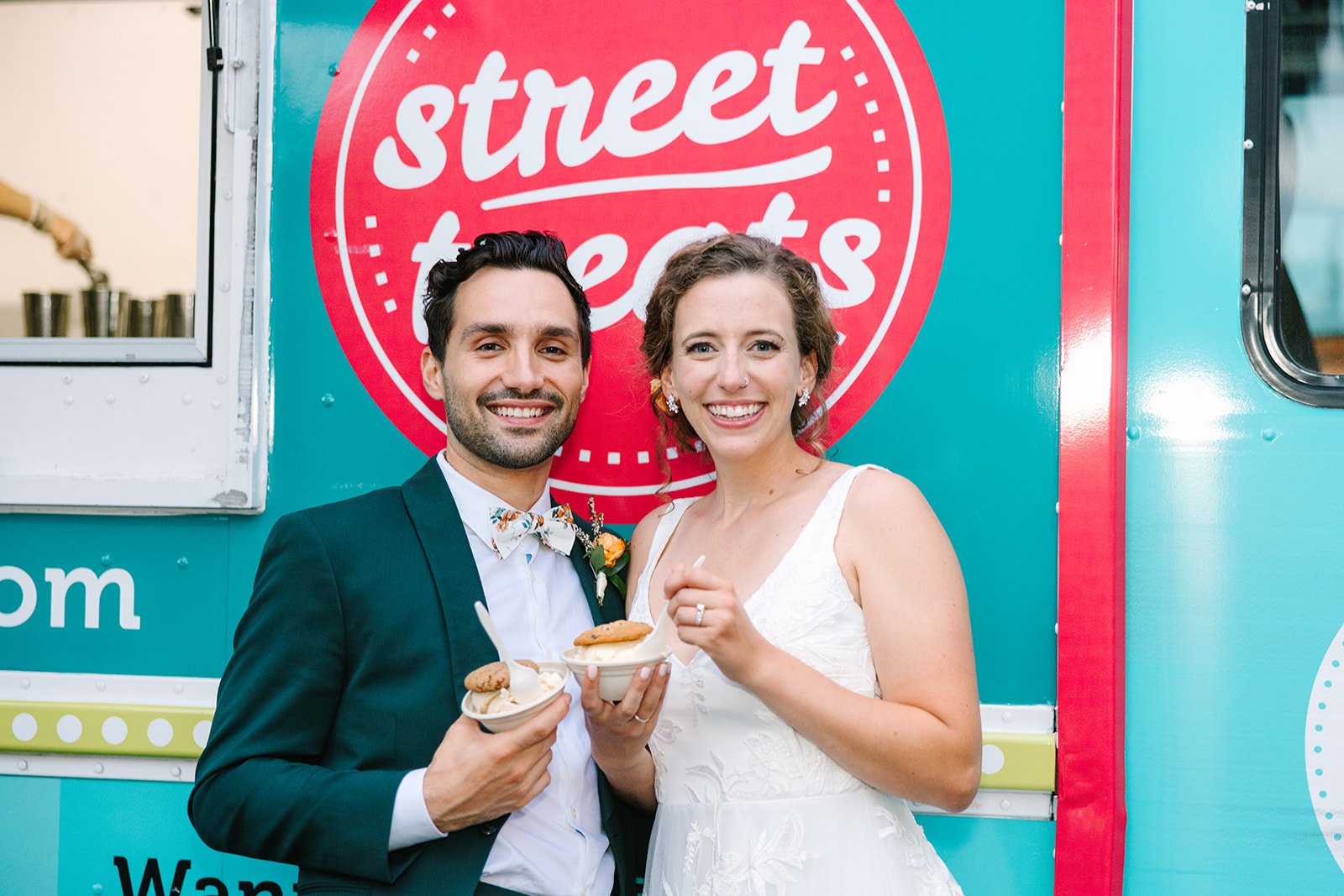 Street Treats Ice Cream Truck at Twin Willow Gardens Wedding
