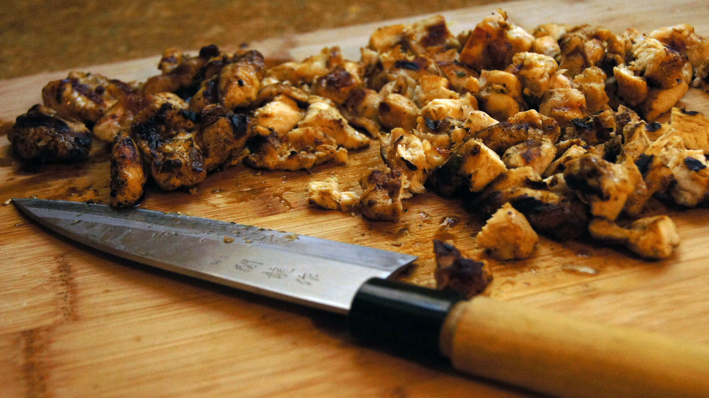 Grilled Apple &amp; Chicken Salad