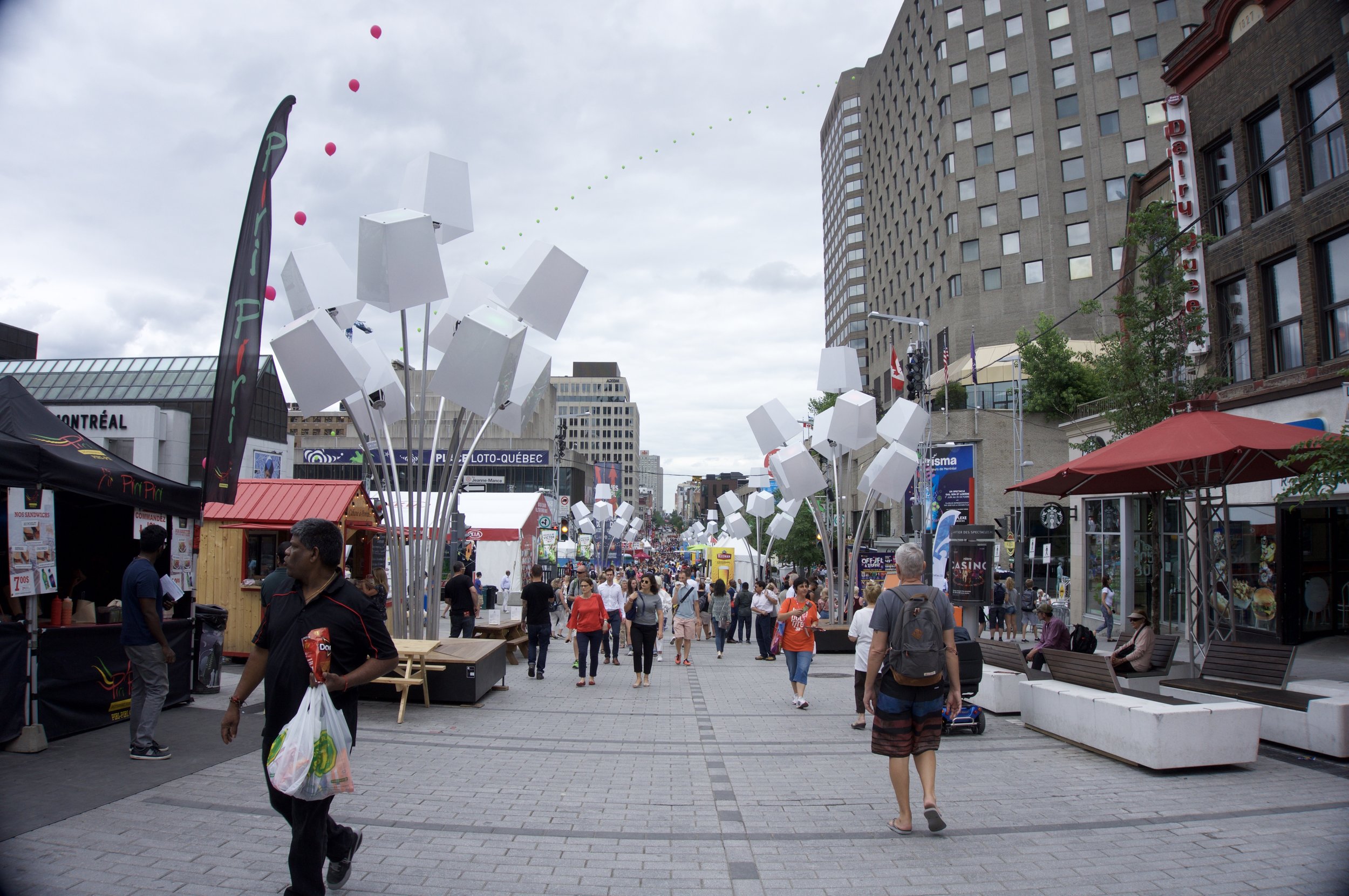 Crowd at the entrance of the Just for Laughs festival