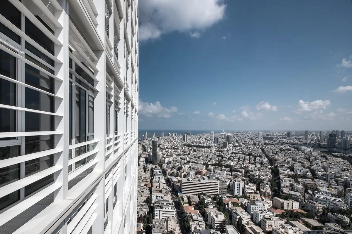  Meier on Rothschild, TLV. With Richard Meier &amp; Partners. Photo: Amit Gosher 