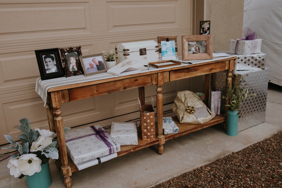  Stephanie and Greg tied the knot on August 18th, 2018 in the backyard of her sister’s house in Sandia Park just outside of Albuquerque, New Mexico. They chose to have their wedding at Stephanie’s sister’s house in the mountains because they love the