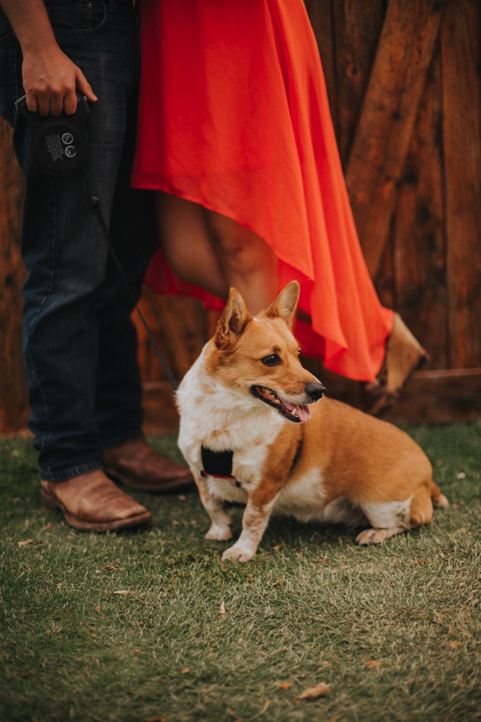  I loved Kristina’s beautiful pink dress and Mitch’s rustic yet classy outfit. Talk about engagement photo inspiration! We then traveled to Mesilla, New Mexico to capture their love fest in the La Plaza de Mesilla as well as in front of the Basilica 