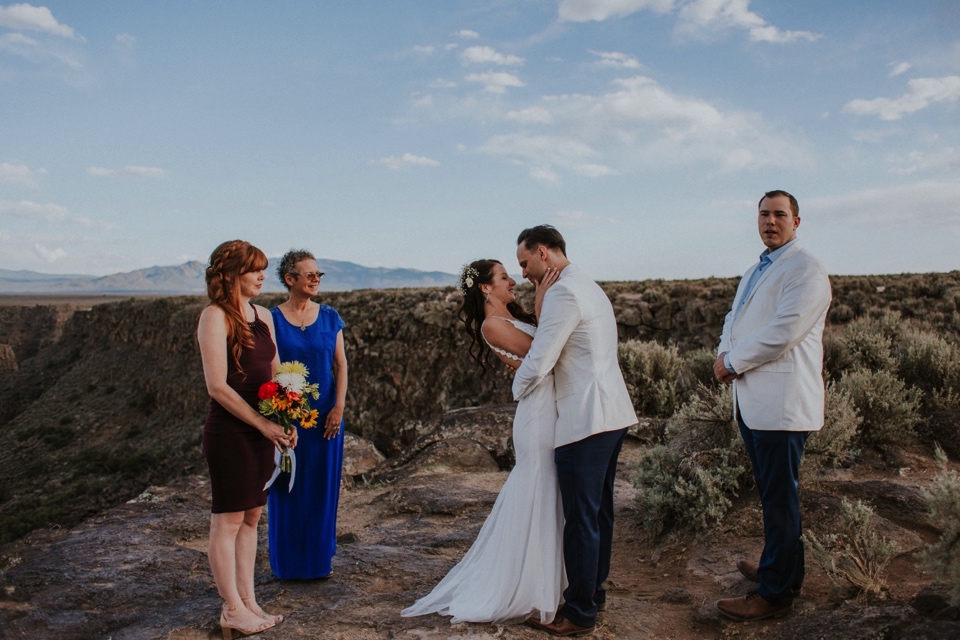  You are going to LOVE these beautiful Rio Grande Gorge Bridge wedding photos from this fabulous Taos elopement! Boris and Jennifer’s sunset elopement was so beautiful, surrounded by their close friends and family that traveled all the way from Vanco