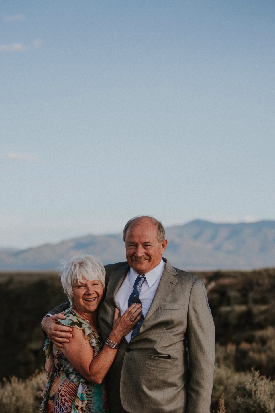  You are going to LOVE these beautiful Rio Grande Gorge Bridge wedding photos from this fabulous Taos elopement! Boris and Jennifer’s sunset elopement was so beautiful, surrounded by their close friends and family that traveled all the way from Vanco