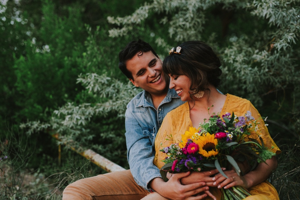  Alyssa and Sam are the sweetest couple ever! I absolutely loved exploring through the Corrales Bosque in Corrales, New Mexico for these beautiful engagement photos! Alyssa wore a lovely crystal crown by Diadema + Gloriam. Noel Dalton of The Vanity M
