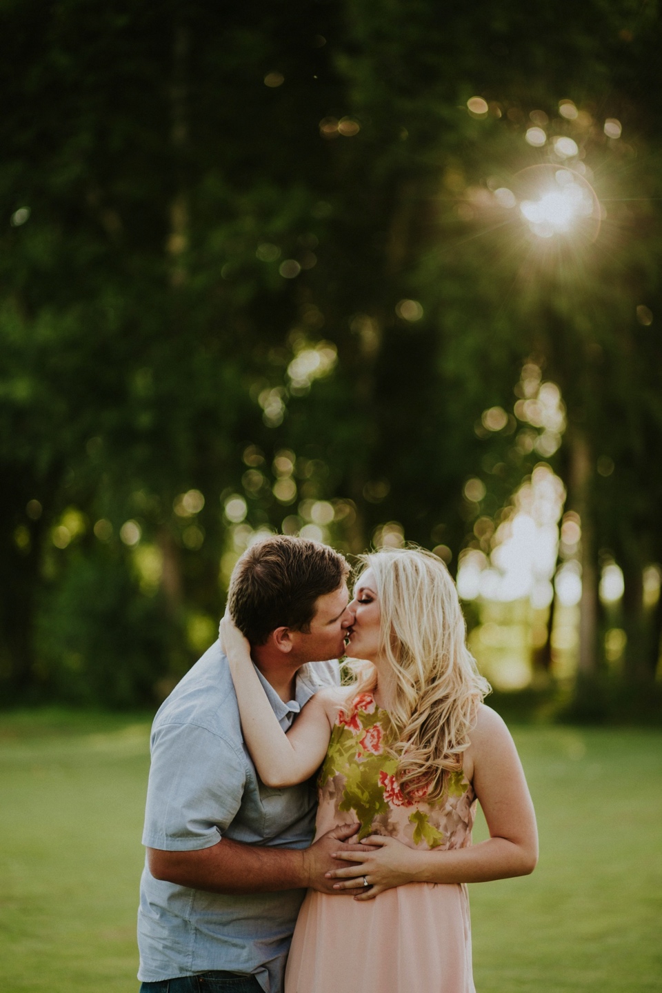  Emily and Ben’s engagement session at the ever so amazing Cattails Golf Course in Alamosa, Colorado was freaking EPIC. I am seriously in love with Colorado, but there is just something truly special about Alamosa. The town is small, but the scenery 