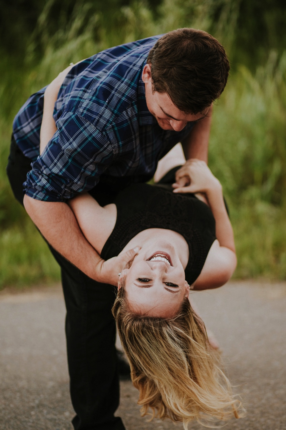  Emily and Ben’s engagement session at the ever so amazing Cattails Golf Course in Alamosa, Colorado was freaking EPIC. I am seriously in love with Colorado, but there is just something truly special about Alamosa. The town is small, but the scenery 