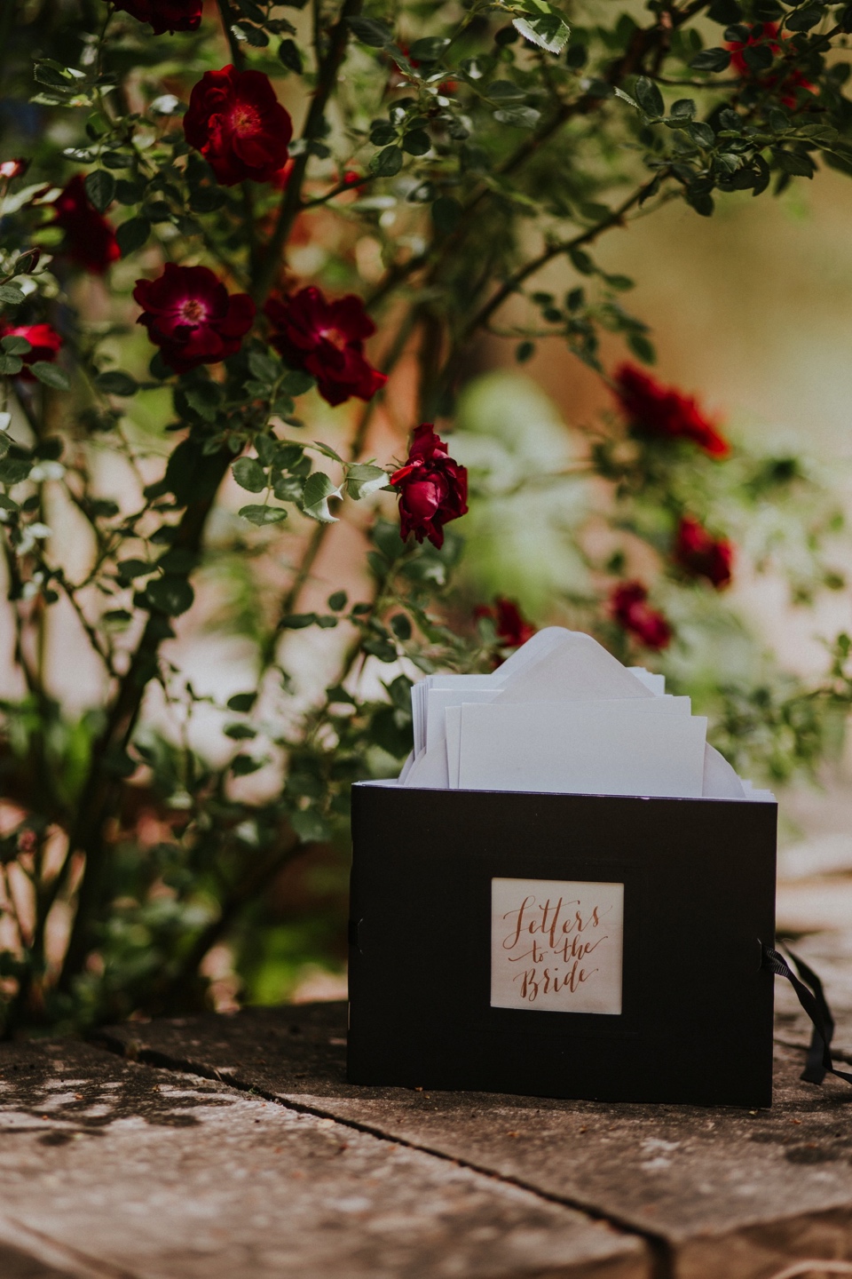  Leslie and Dustin’s gorgeous summer wedding at the ever so amazing El Monte Sagrado in Taos, New Mexico was truly magical. Leslie and Dustin chose El Monte Sagrado in Taos, New Mexico as their wedding venue because from the moment they pulled up in 