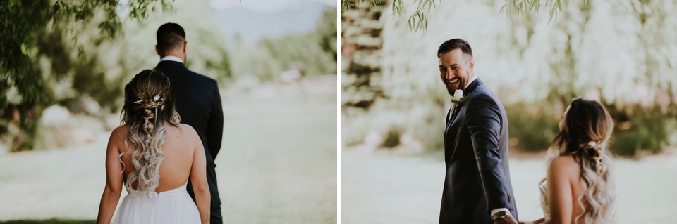  Leslie and Dustin’s gorgeous summer wedding at the ever so amazing El Monte Sagrado in Taos, New Mexico was truly magical. Leslie and Dustin chose El Monte Sagrado in Taos, New Mexico as their wedding venue because from the moment they pulled up in 