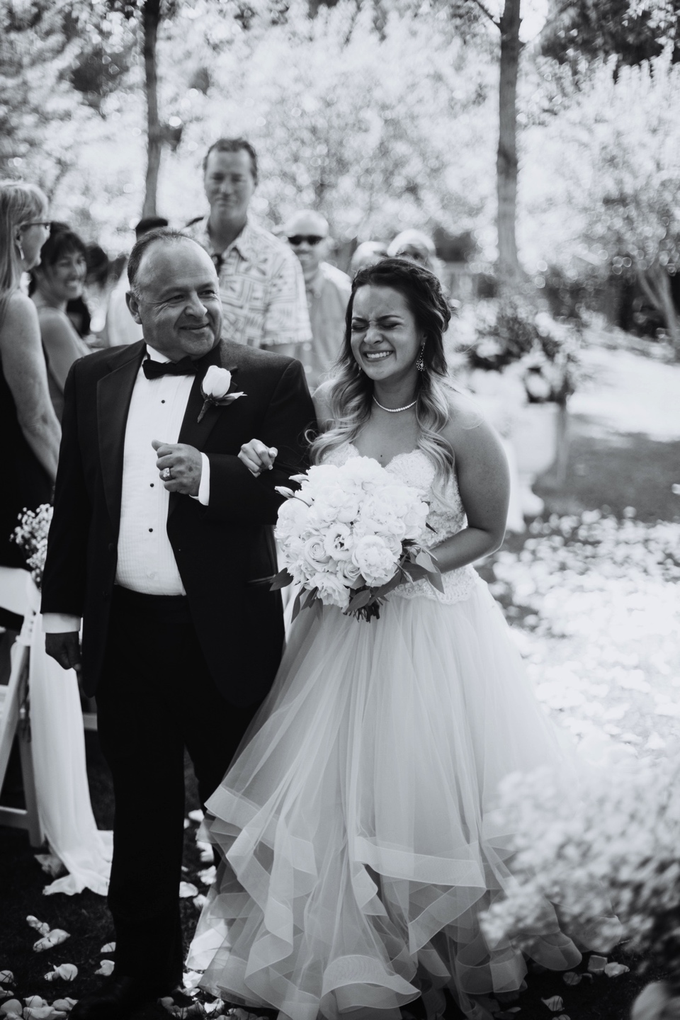  Leslie and Dustin’s gorgeous summer wedding at the ever so amazing El Monte Sagrado in Taos, New Mexico was truly magical. Leslie and Dustin chose El Monte Sagrado in Taos, New Mexico as their wedding venue because from the moment they pulled up in 