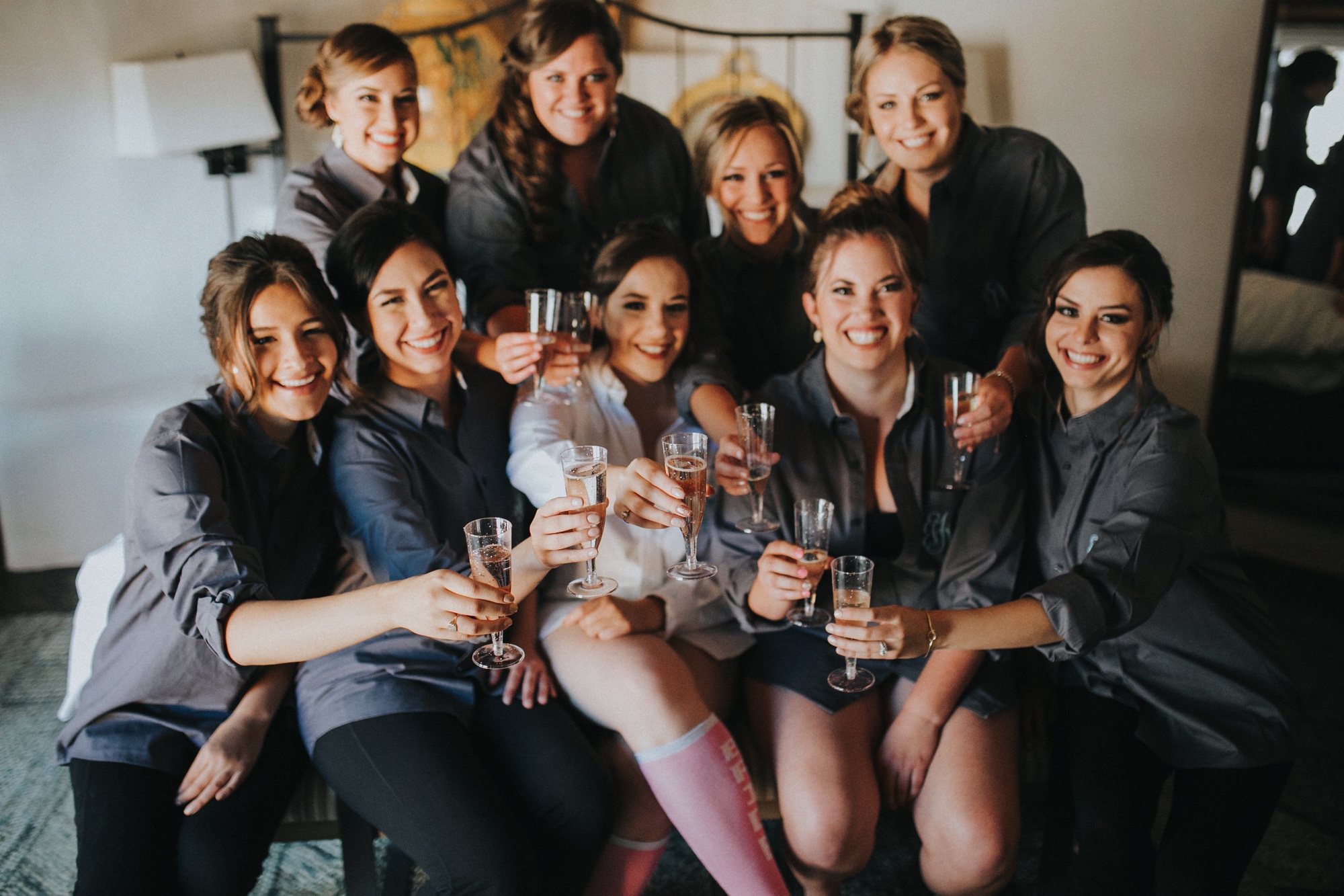  Katie and Frankie’s wedding was what Santa Fe summer wedding dreams are made of! They had a gorgeous catholic wedding ceremony at the Cristo Rey Catholic Church in Santa Fe, New Mexico followed by a fabulous travel-themed wedding reception at La Pos