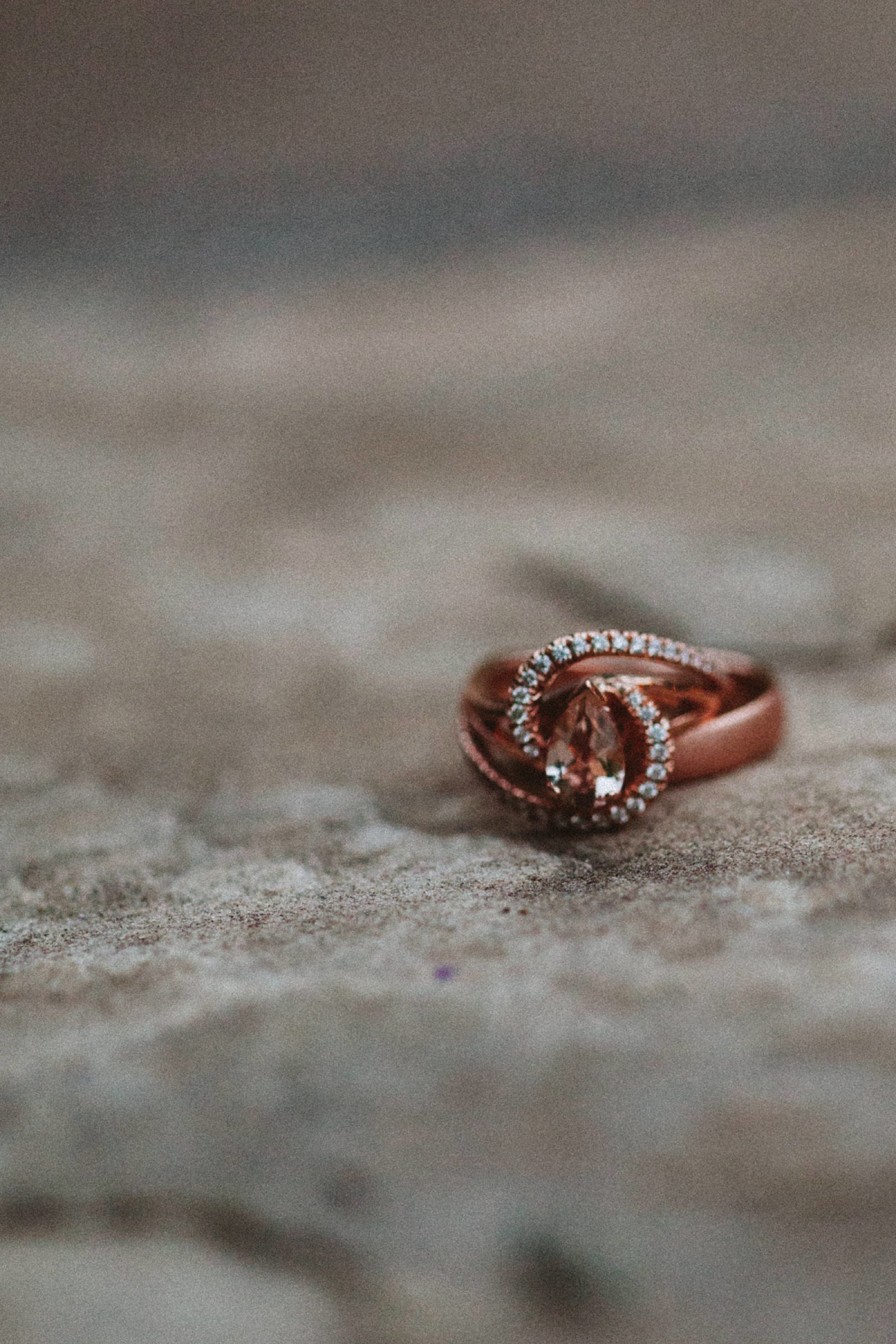  Katie and Frankie’s wedding was what Santa Fe summer wedding dreams are made of! They had a gorgeous catholic wedding ceremony at the Cristo Rey Catholic Church in Santa Fe, New Mexico followed by a fabulous travel-themed wedding reception at La Pos