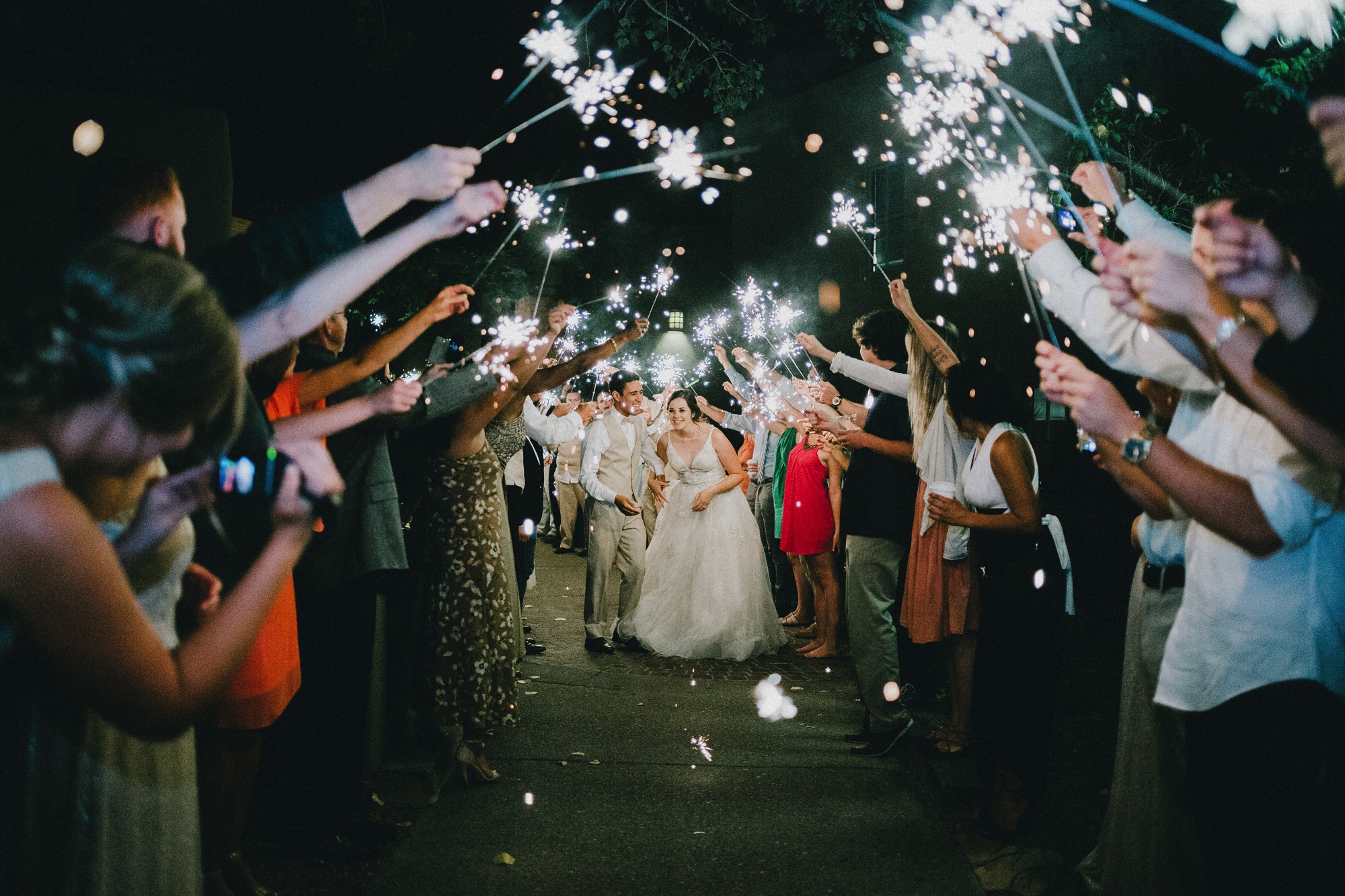  Katie and Frankie’s wedding was what Santa Fe summer wedding dreams are made of! They had a gorgeous catholic wedding ceremony at the Cristo Rey Catholic Church in Santa Fe, New Mexico followed by a fabulous travel-themed wedding reception at La Pos