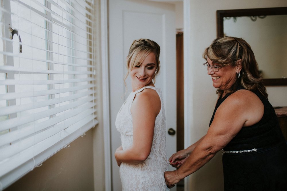  Samantha and Joey had the most amazing wedding at the beautiful Casas de Suenos Old Town Historic Inn in Albuquerque New Mexico. Their incredible wedding day was the perfect combination of rustic glam and classic elegance. Casas de Suenos Old Town H