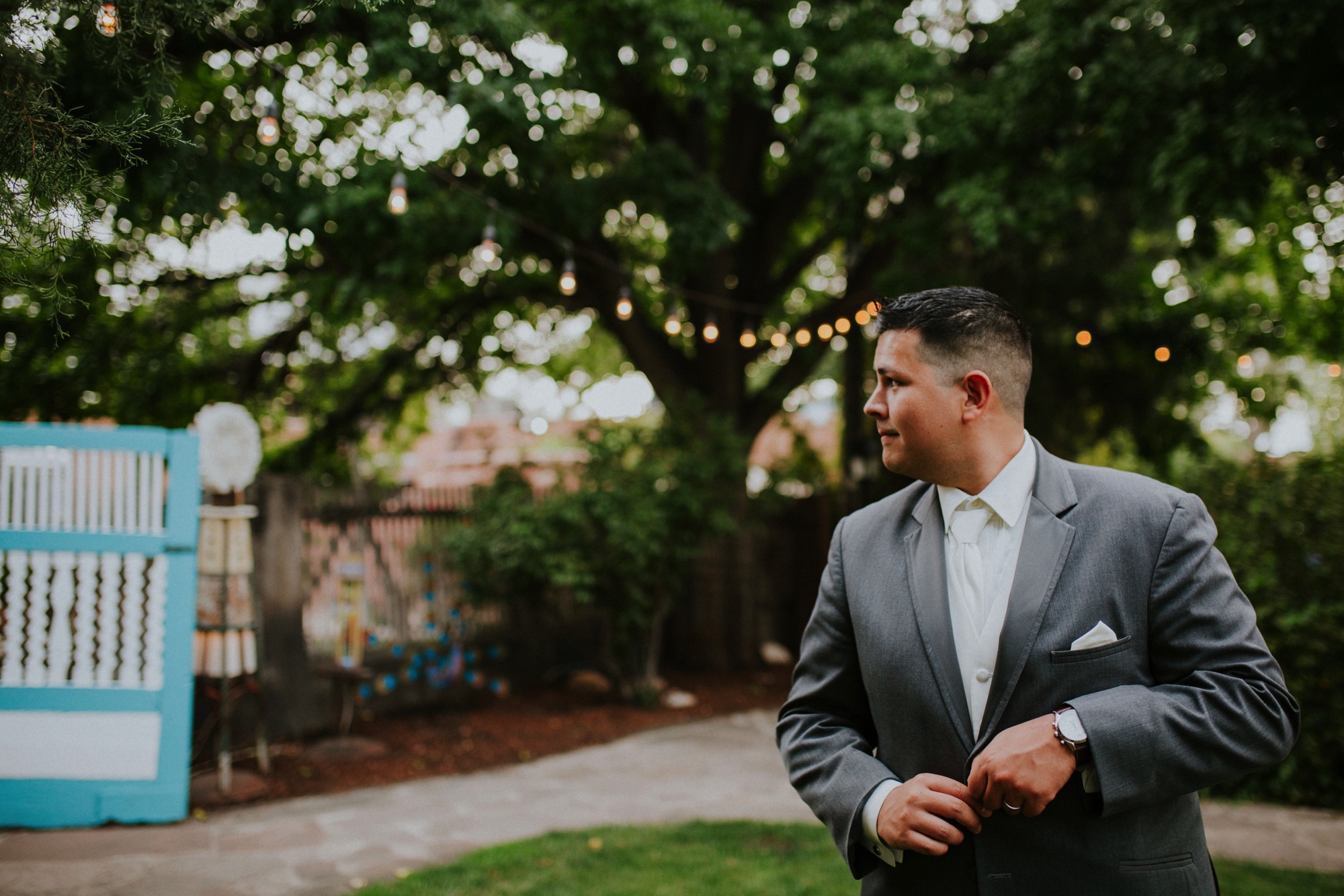  Samantha and Joey had the most amazing wedding at the beautiful Casas de Suenos Old Town Historic Inn in Albuquerque New Mexico. Their incredible wedding day was the perfect combination of rustic glam and classic elegance. Casas de Suenos Old Town H