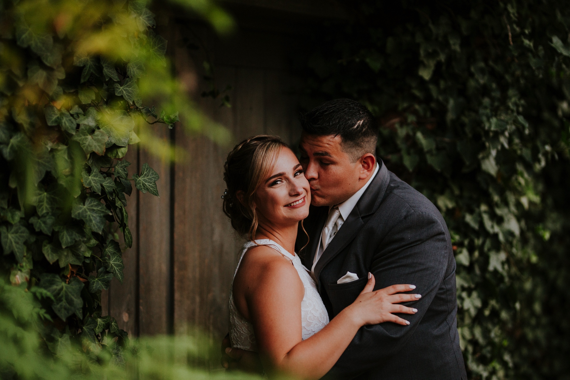  Samantha and Joey had the most amazing wedding at the beautiful Casas de Suenos Old Town Historic Inn in Albuquerque New Mexico. Their incredible wedding day was the perfect combination of rustic glam and classic elegance. Casas de Suenos Old Town H