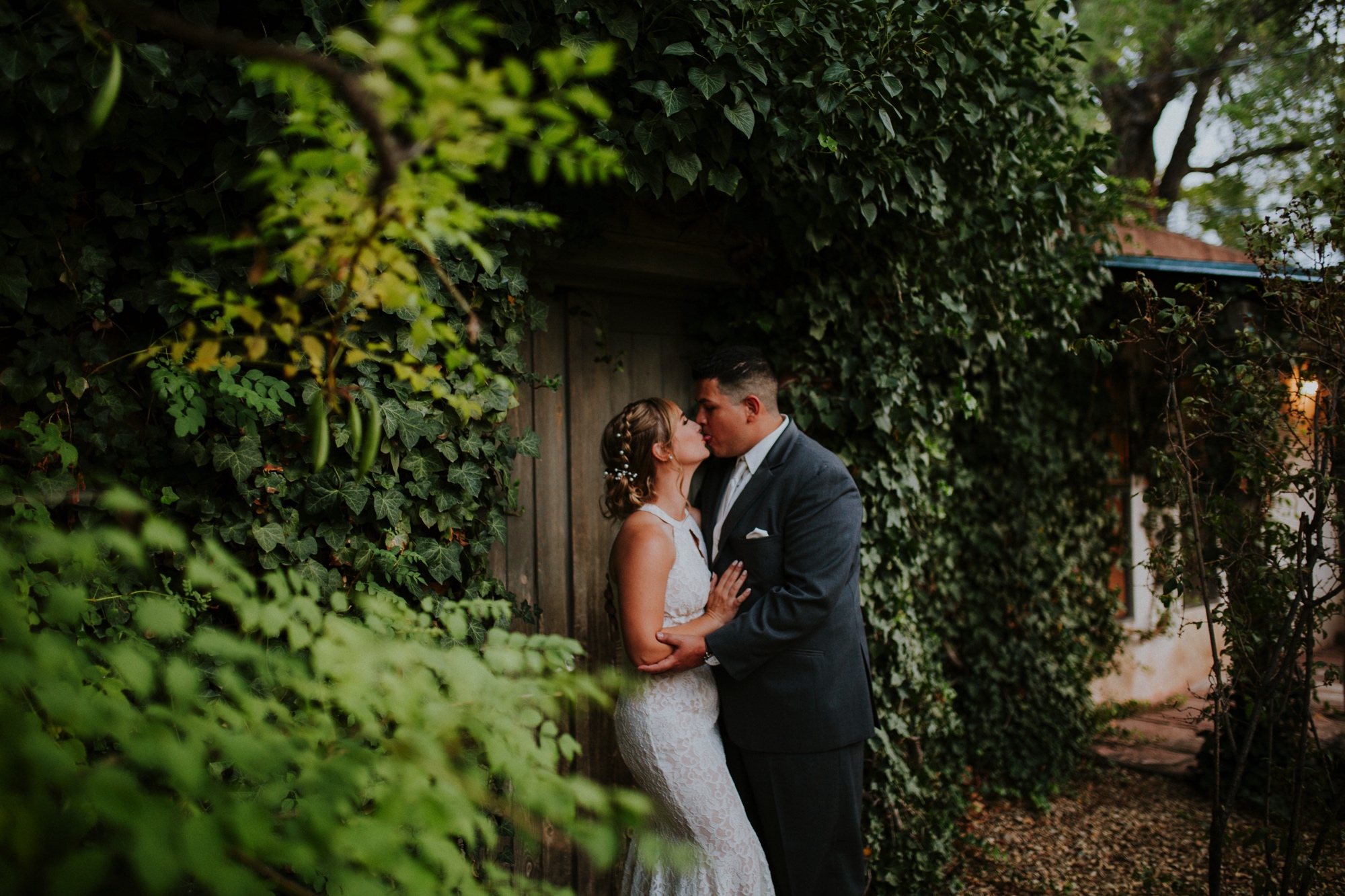  Samantha and Joey had the most amazing wedding at the beautiful Casas de Suenos Old Town Historic Inn in Albuquerque New Mexico. Their incredible wedding day was the perfect combination of rustic glam and classic elegance. Casas de Suenos Old Town H