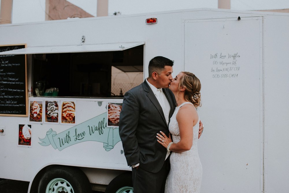  Samantha and Joey had the most amazing wedding at the beautiful Casas de Suenos Old Town Historic Inn in Albuquerque New Mexico. Their incredible wedding day was the perfect combination of rustic glam and classic elegance. Casas de Suenos Old Town H