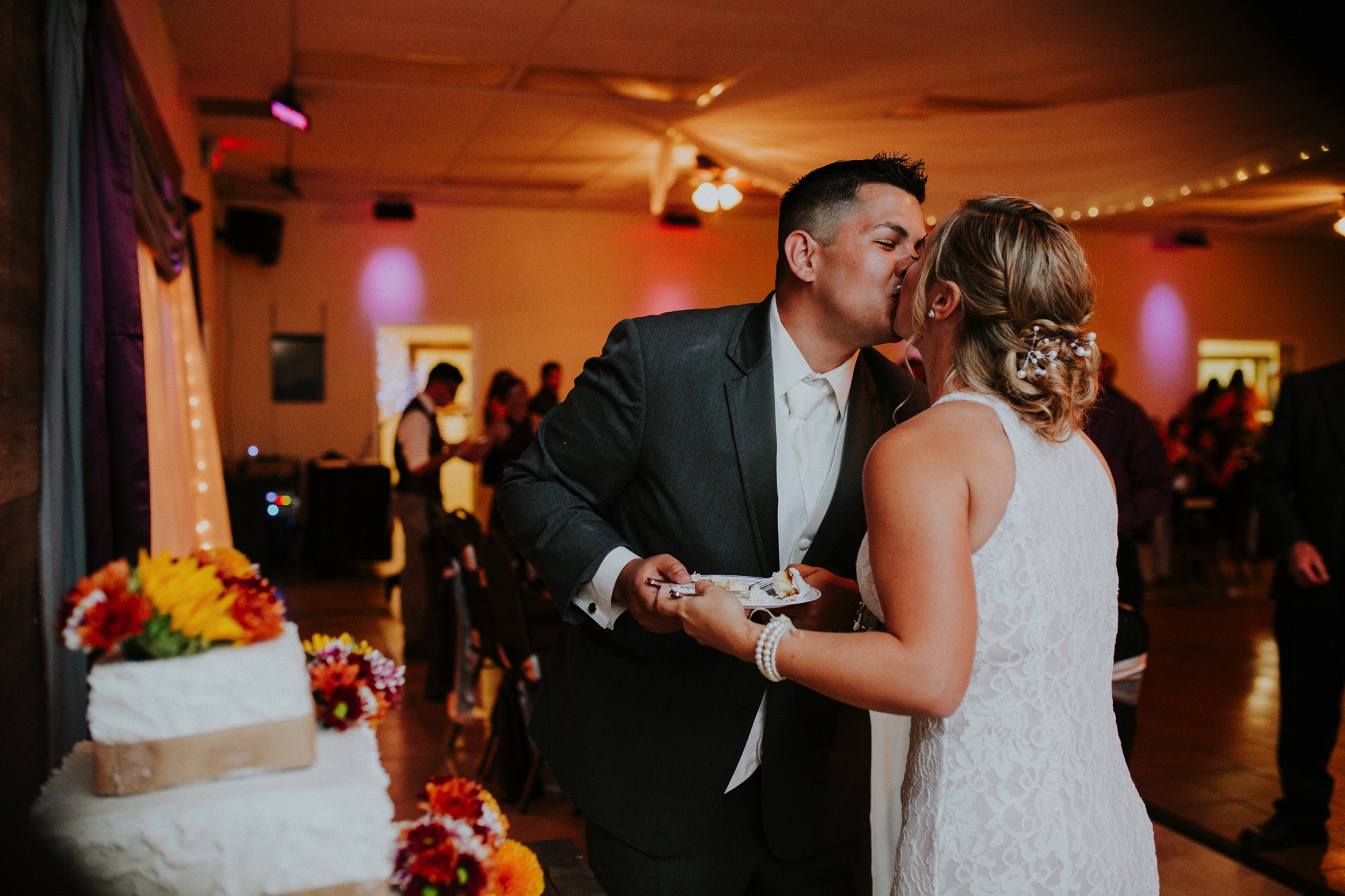  Samantha and Joey had the most amazing wedding at the beautiful Casas de Suenos Old Town Historic Inn in Albuquerque New Mexico. Their incredible wedding day was the perfect combination of rustic glam and classic elegance. Casas de Suenos Old Town H