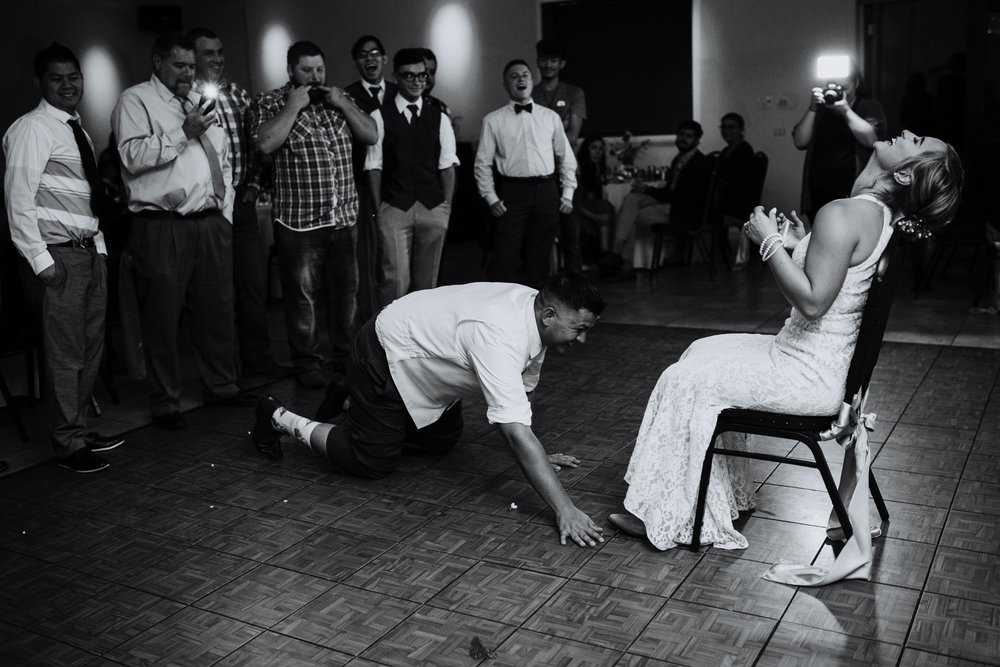  Samantha and Joey had the most amazing wedding at the beautiful Casas de Suenos Old Town Historic Inn in Albuquerque New Mexico. Their incredible wedding day was the perfect combination of rustic glam and classic elegance. Casas de Suenos Old Town H