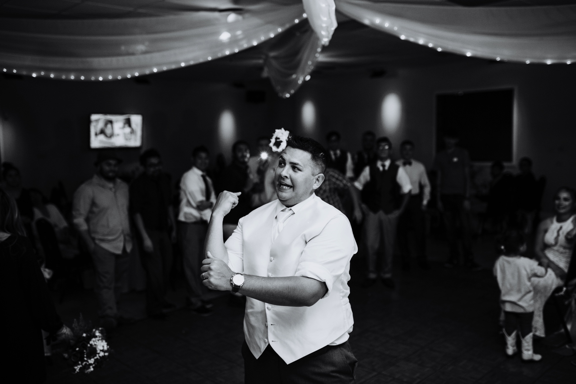  Samantha and Joey had the most amazing wedding at the beautiful Casas de Suenos Old Town Historic Inn in Albuquerque New Mexico. Their incredible wedding day was the perfect combination of rustic glam and classic elegance. Casas de Suenos Old Town H