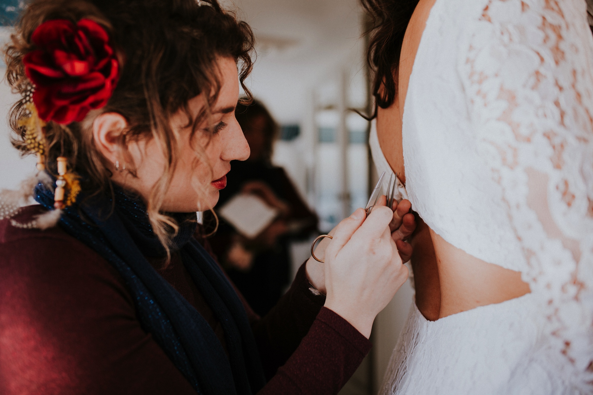  Jade and Alex eloped at the amazing and scenic El Malpais National Monument outside of Grants, New Mexico. It was a beautiful November day and the weather was crisp, fresh, and just a tad chilly, but it didn’t get in the way of their fabulous weddin