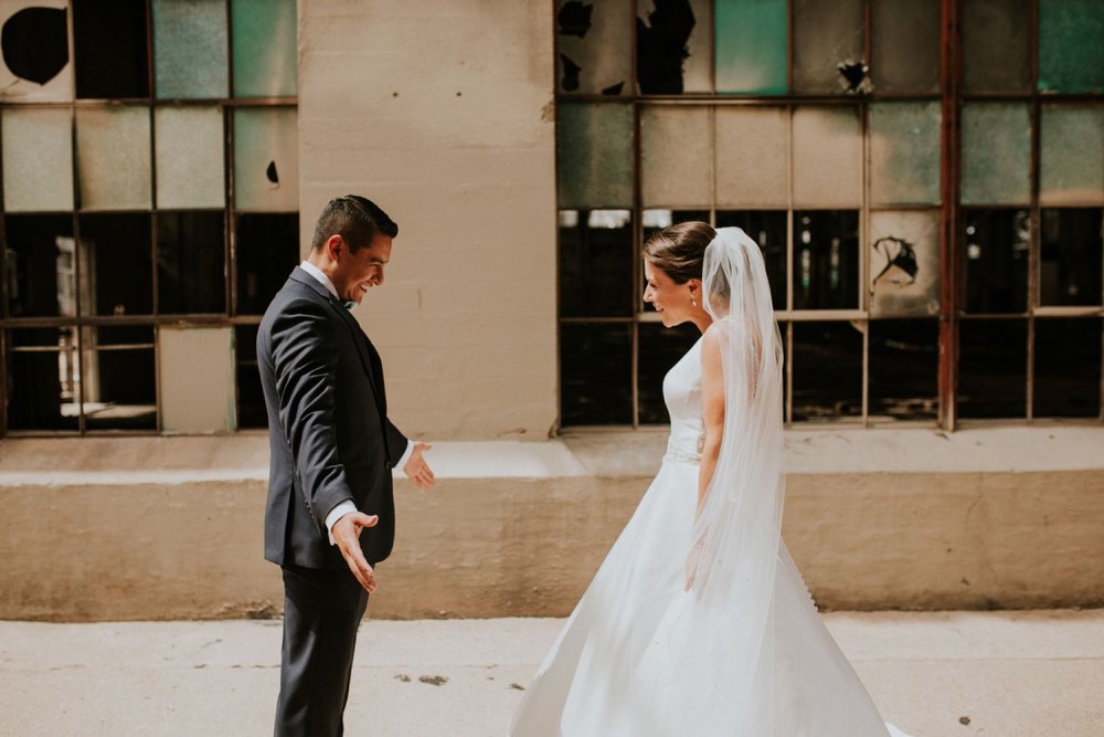  Shana and Ricardo are the epitome of cuteness. Their love story began when they were both volunteering at Casa de Salud Family Medical Office in the South Valley of Albuquerque, New Mexico while they were pursuing careers in the medical field. Fast 