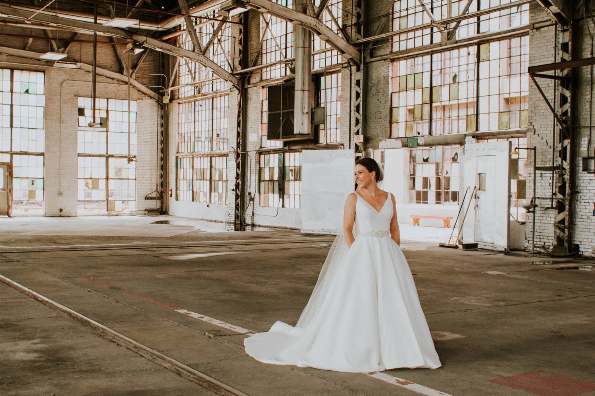  Shana and Ricardo are the epitome of cuteness. Their love story began when they were both volunteering at Casa de Salud Family Medical Office in the South Valley of Albuquerque, New Mexico while they were pursuing careers in the medical field. Fast 