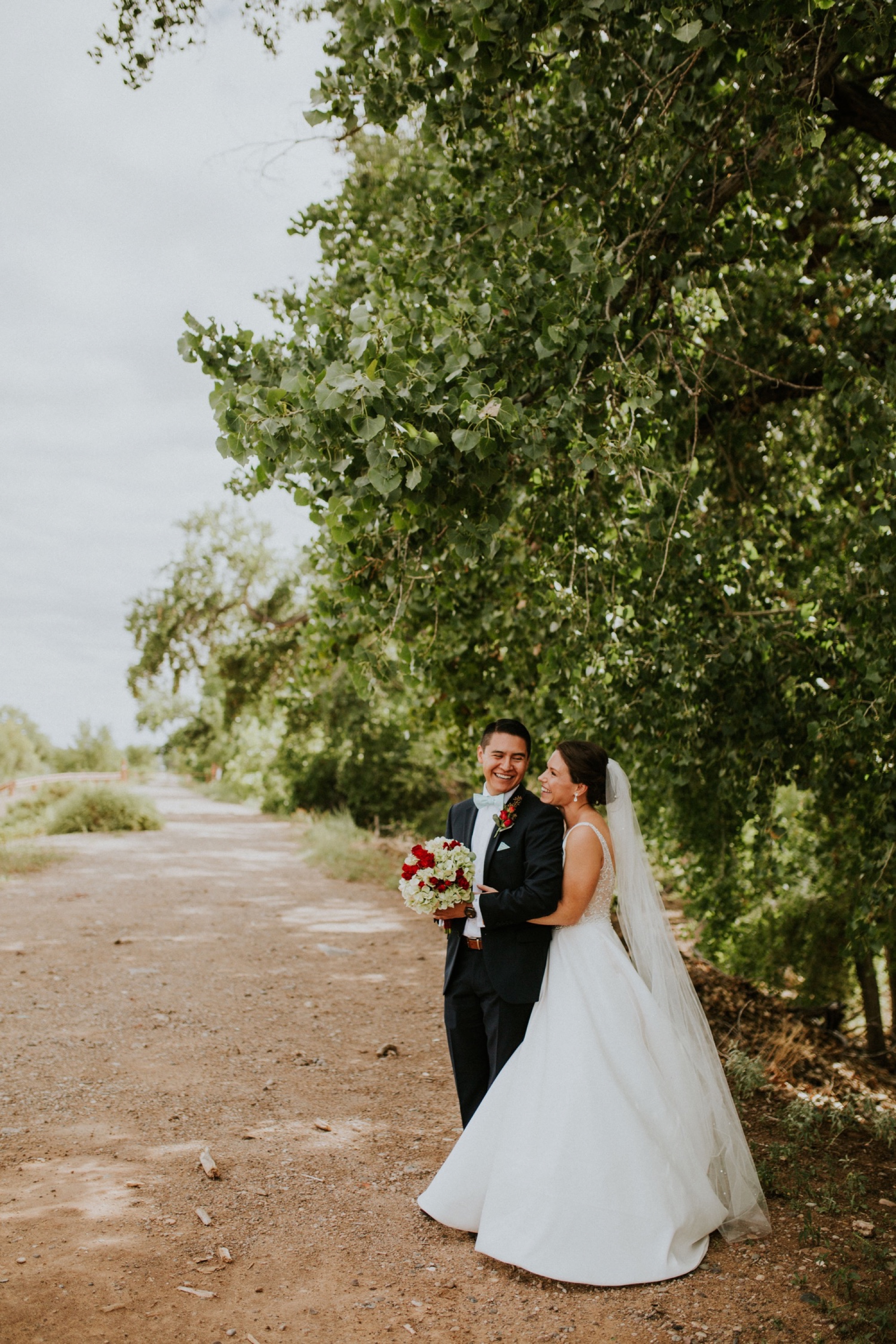  Shana and Ricardo are the epitome of cuteness. Their love story began when they were both volunteering at Casa de Salud Family Medical Office in the South Valley of Albuquerque, New Mexico while they were pursuing careers in the medical field. Fast 