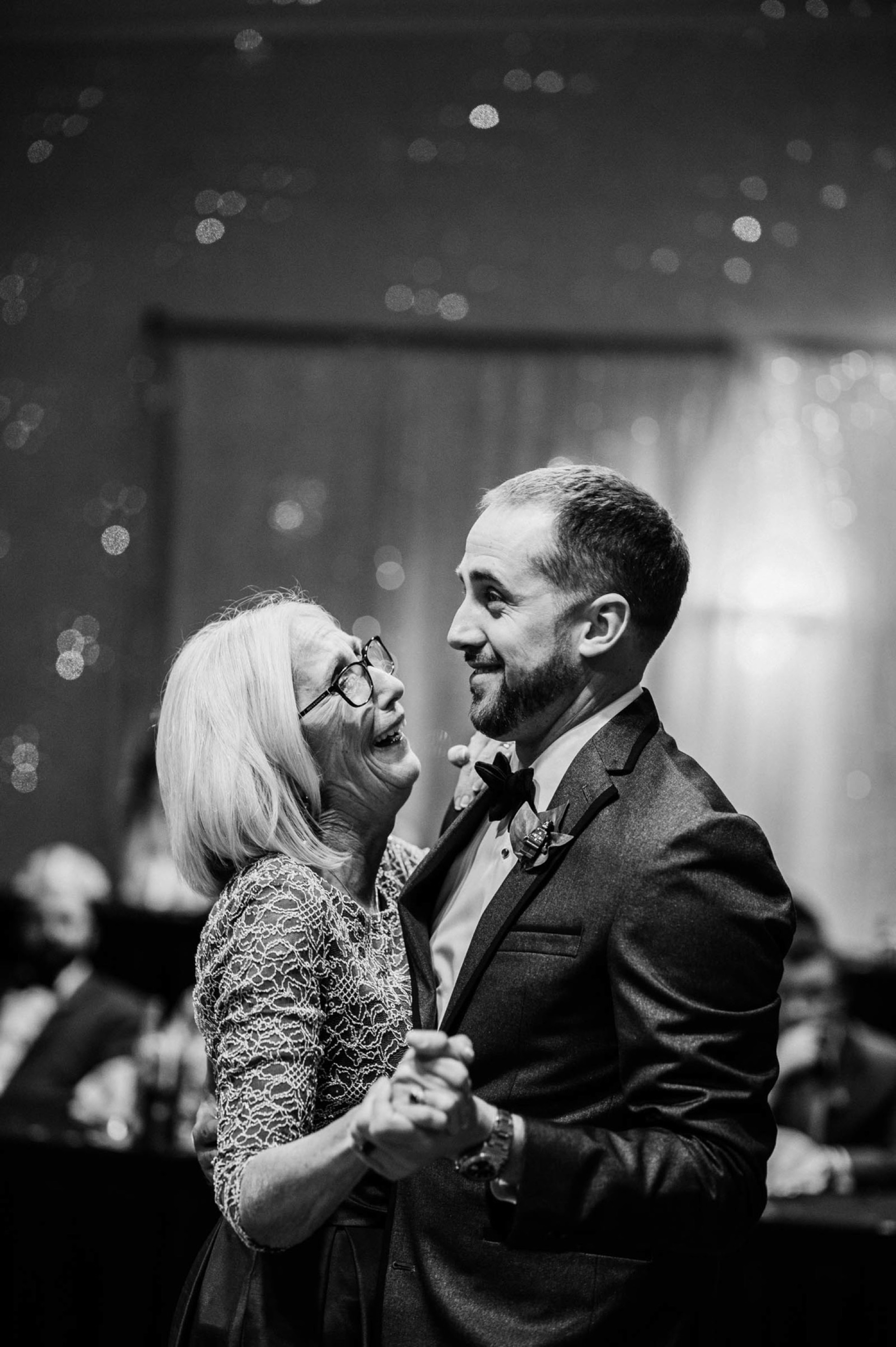  Kymbrye and Chris had the most magical New Years Eve wedding in Albuquerque, New Mexico. Every detail of their fabulous New Years Eve wedding was so beautiful and meaningful. They held their ceremony at the UNM Alumni Memorial Chapel followed by the