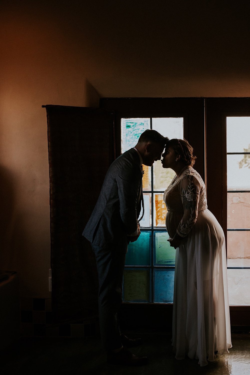  Ariel and Jack had a beautiful, intimate wedding at the ever so lovely Hacienda Doña Andrea de Santa Fe in Cerrillos, New Mexico (just outside of Santa Fe, New Mexico). If you have never been to Hacienda Doña Andrea de Santa Fe, it is beyond worth c