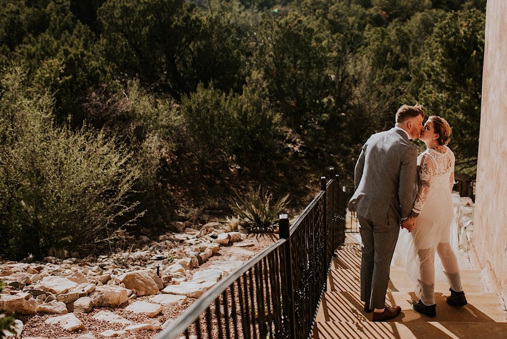  Ariel and Jack had a beautiful, intimate wedding at the ever so lovely Hacienda Doña Andrea de Santa Fe in Cerrillos, New Mexico (just outside of Santa Fe, New Mexico). If you have never been to Hacienda Doña Andrea de Santa Fe, it is beyond worth c