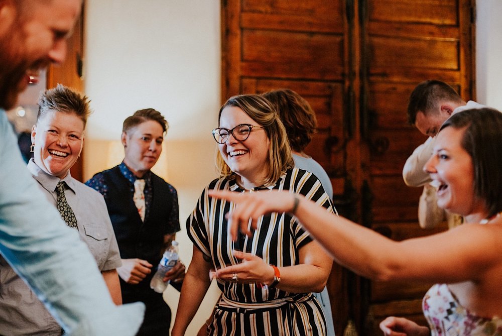  Ariel and Jack had a beautiful, intimate wedding at the ever so lovely Hacienda Doña Andrea de Santa Fe in Cerrillos, New Mexico (just outside of Santa Fe, New Mexico). If you have never been to Hacienda Doña Andrea de Santa Fe, it is beyond worth c