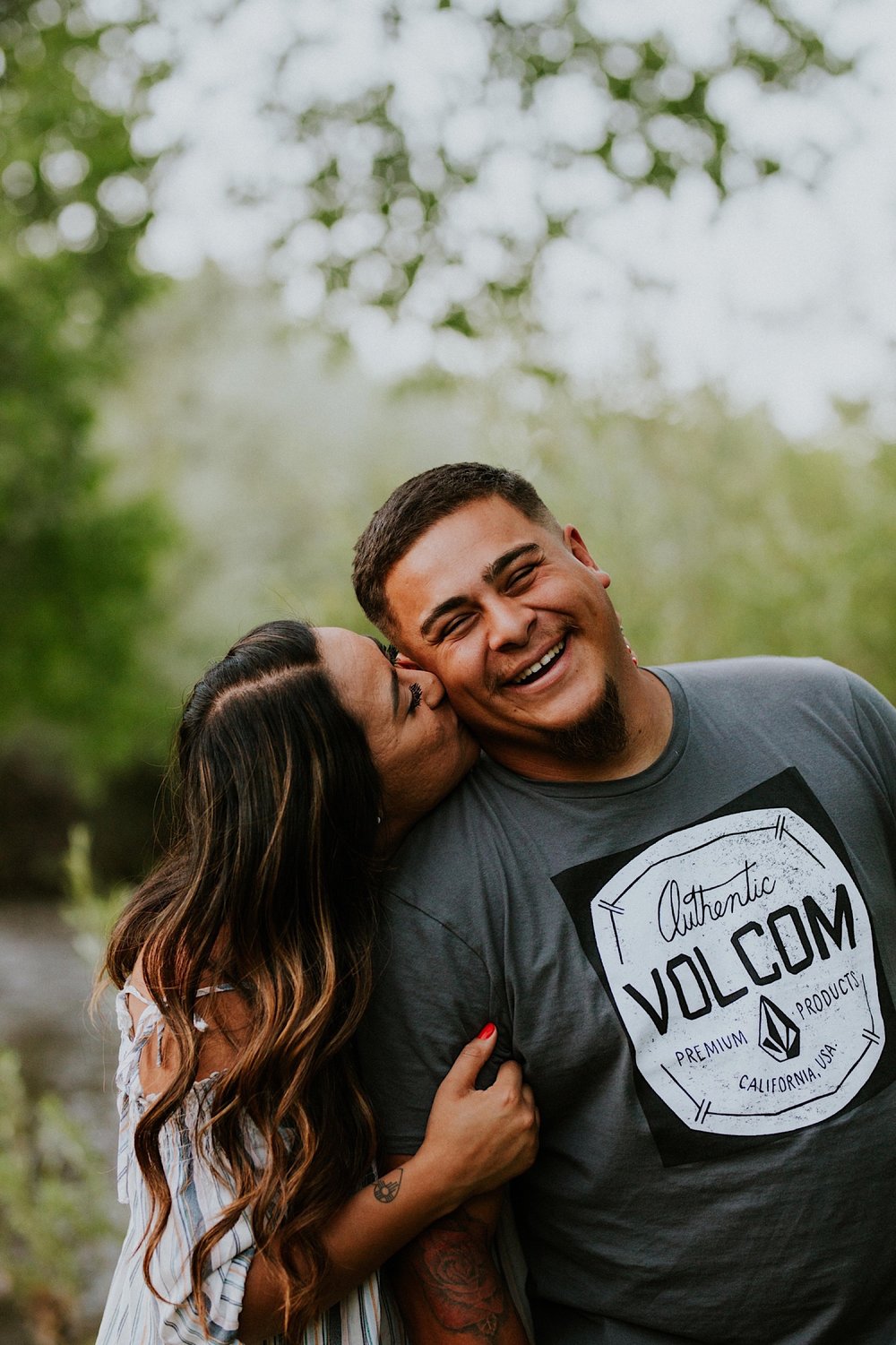  We went on a road trip for Kayla and Dillan’s summer engagement photos at the Jemez Red Rocks in Jemez, New Mexico. There are awesome forest-y areas in Jemez Springs that creates a stunning backdrop of beautiful greenery for gorgeous engagement phot