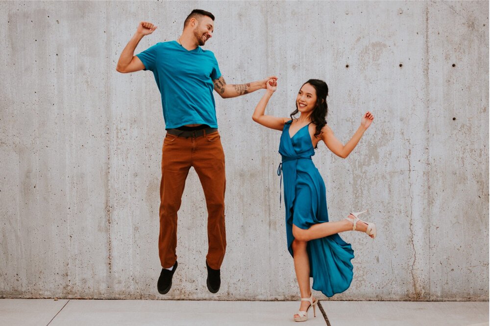  Xamie and Nate’s engagement photos at the University of New Mexico Main Campus in Albuquerque, New Mexico was truly fabulous! Exploring the UNM Campus and taking the cutest New Years Eve engagement photos of Xamie and Nate was the perfect way to end