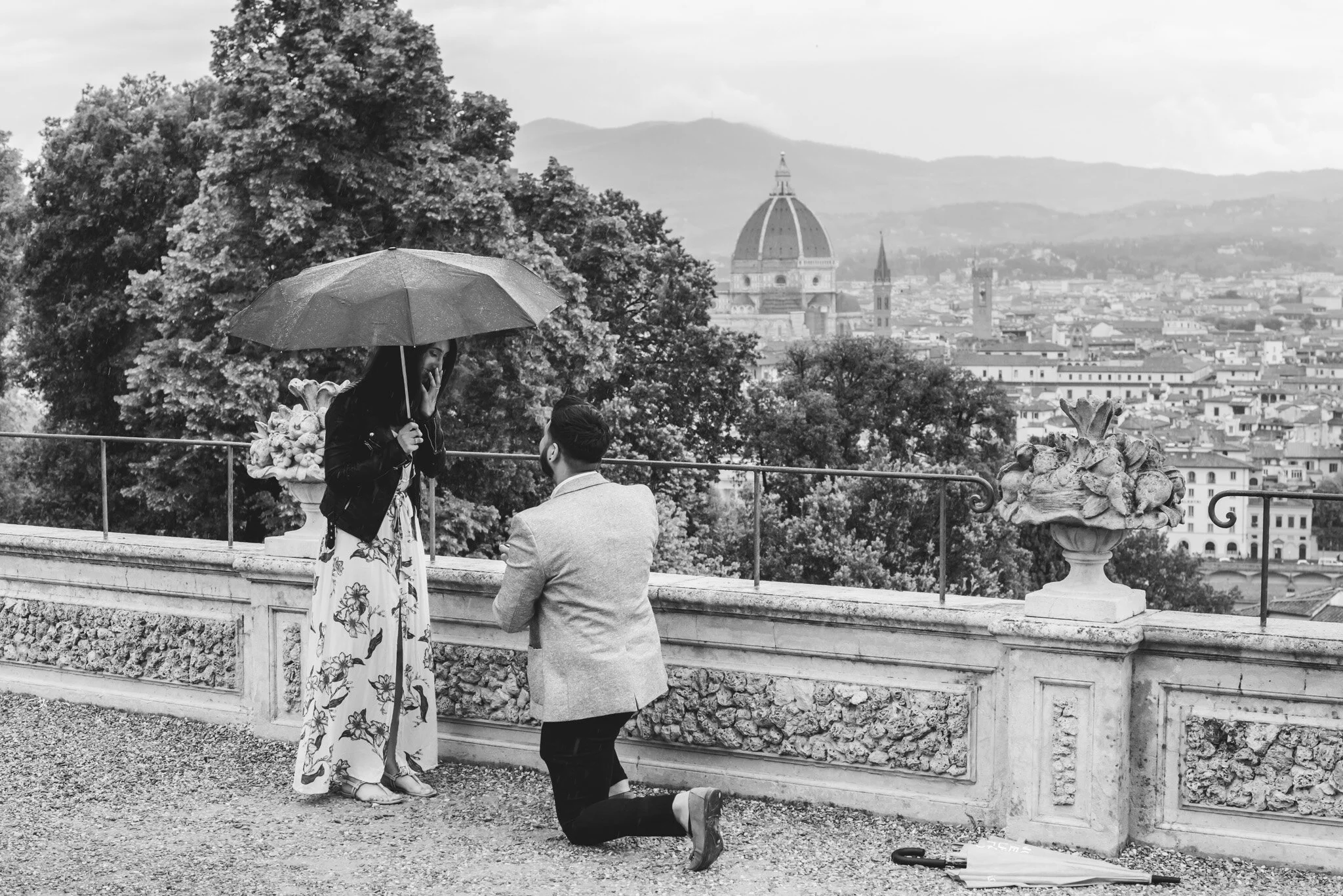 photographer surprise proposal in florence italy