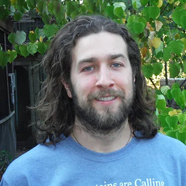 Nick is the creator of OsoMoya , an online Etsy shop focused on creating high quality herbal wares and medicinal mushroom extracts. He studied herbalism, wildcrafting and botany at the Columbines School of Botanical Studies in Eugene, OR.