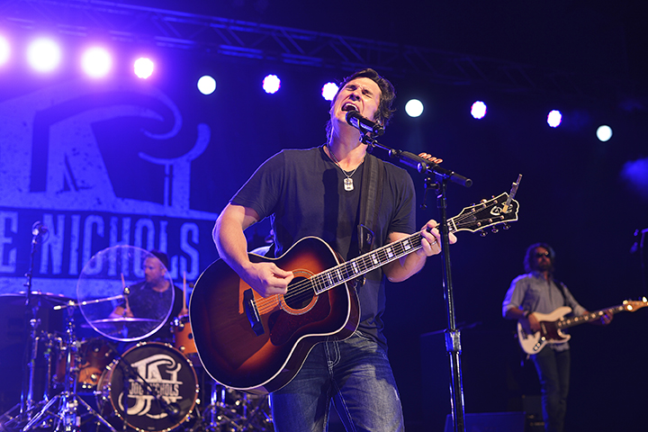  Joe Nichols, 2015, Photo by Julia Romano 