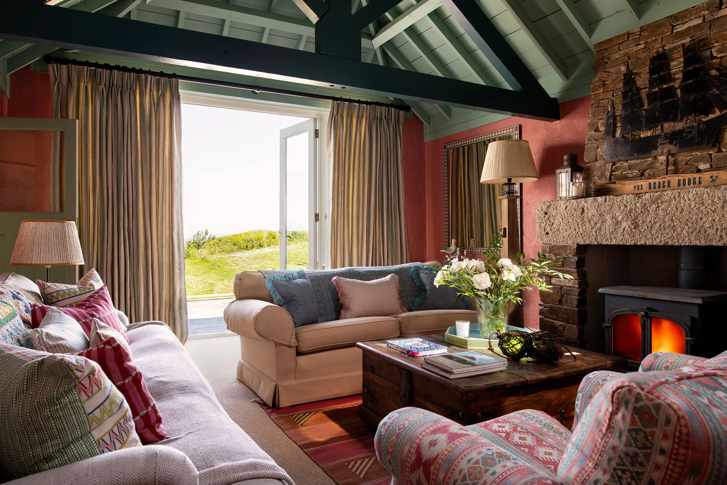 Beach House_web res_001.jpg