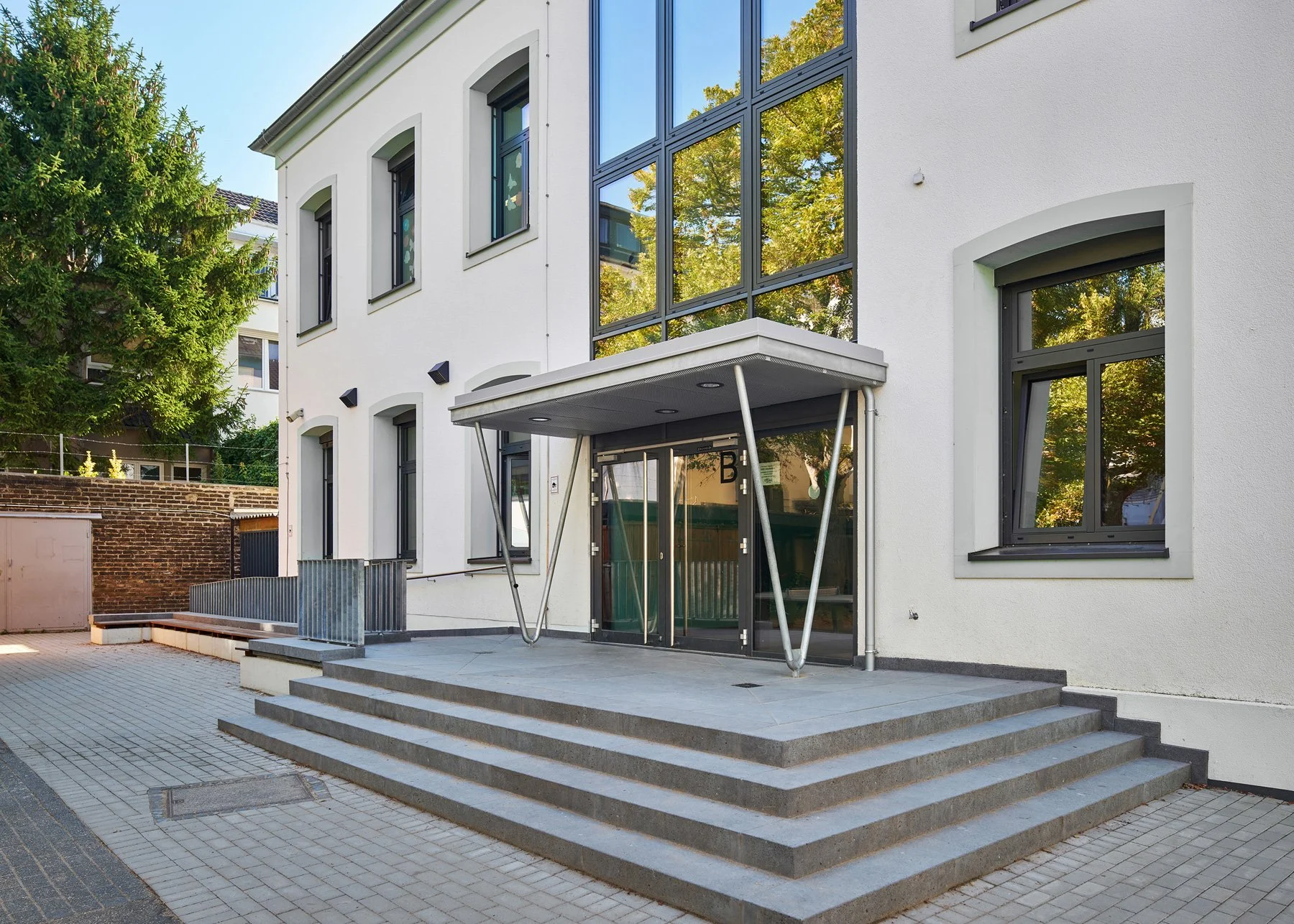   JOSEFSCHULE  