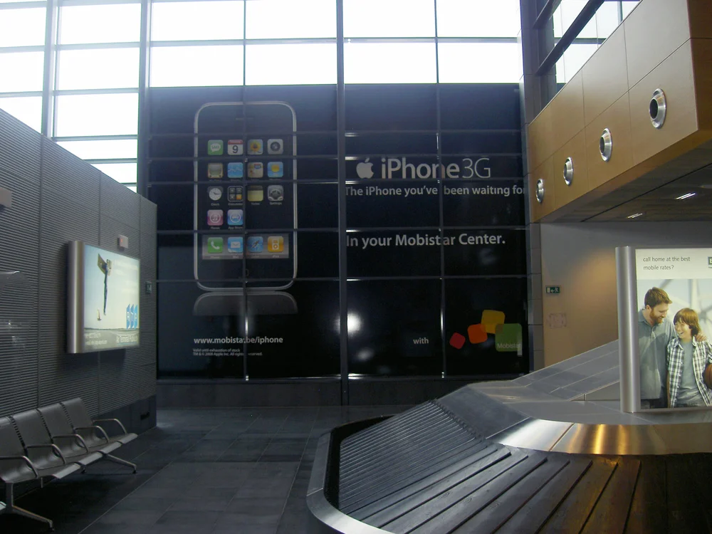 iphone3.jpg