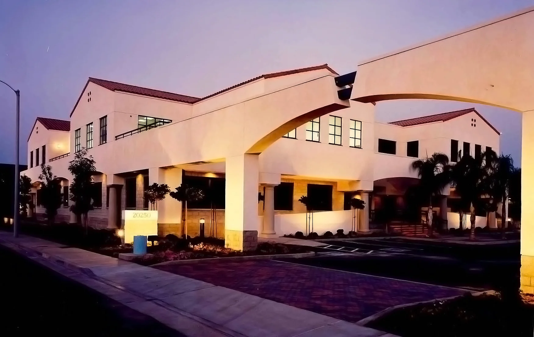 NIKKEI BUSINESS INTERVIEW TAILOR-MADE INTERIOR PROJECT