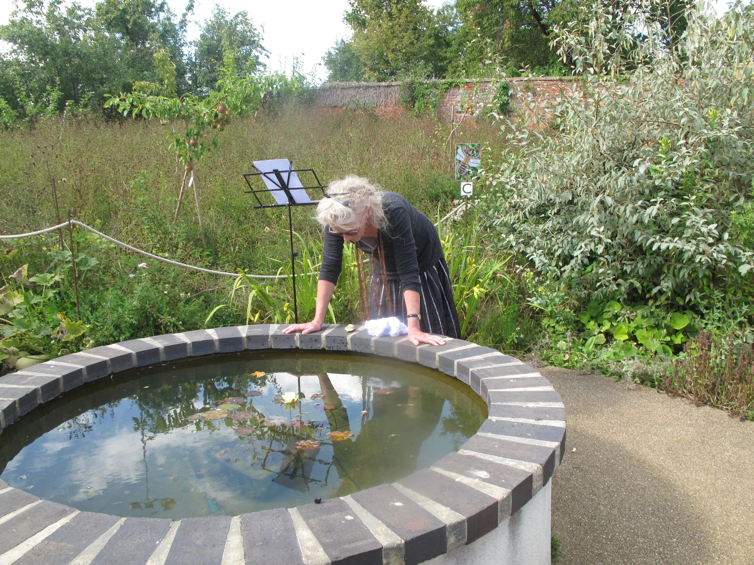 GEN DOY performs WATER at the Material Flow opening event. Museum in the Park
