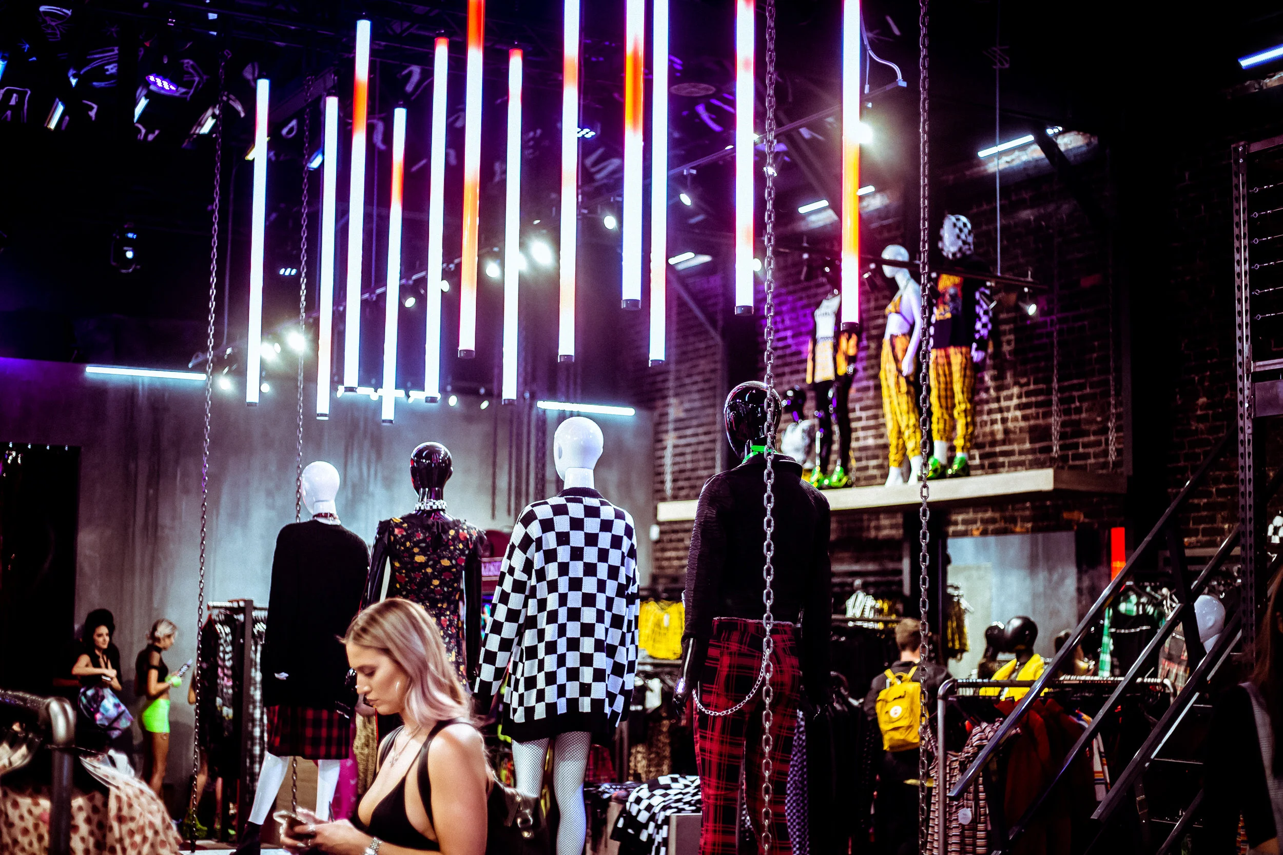 180922_DollsKill_LA_Selects_Polished-26.jpg