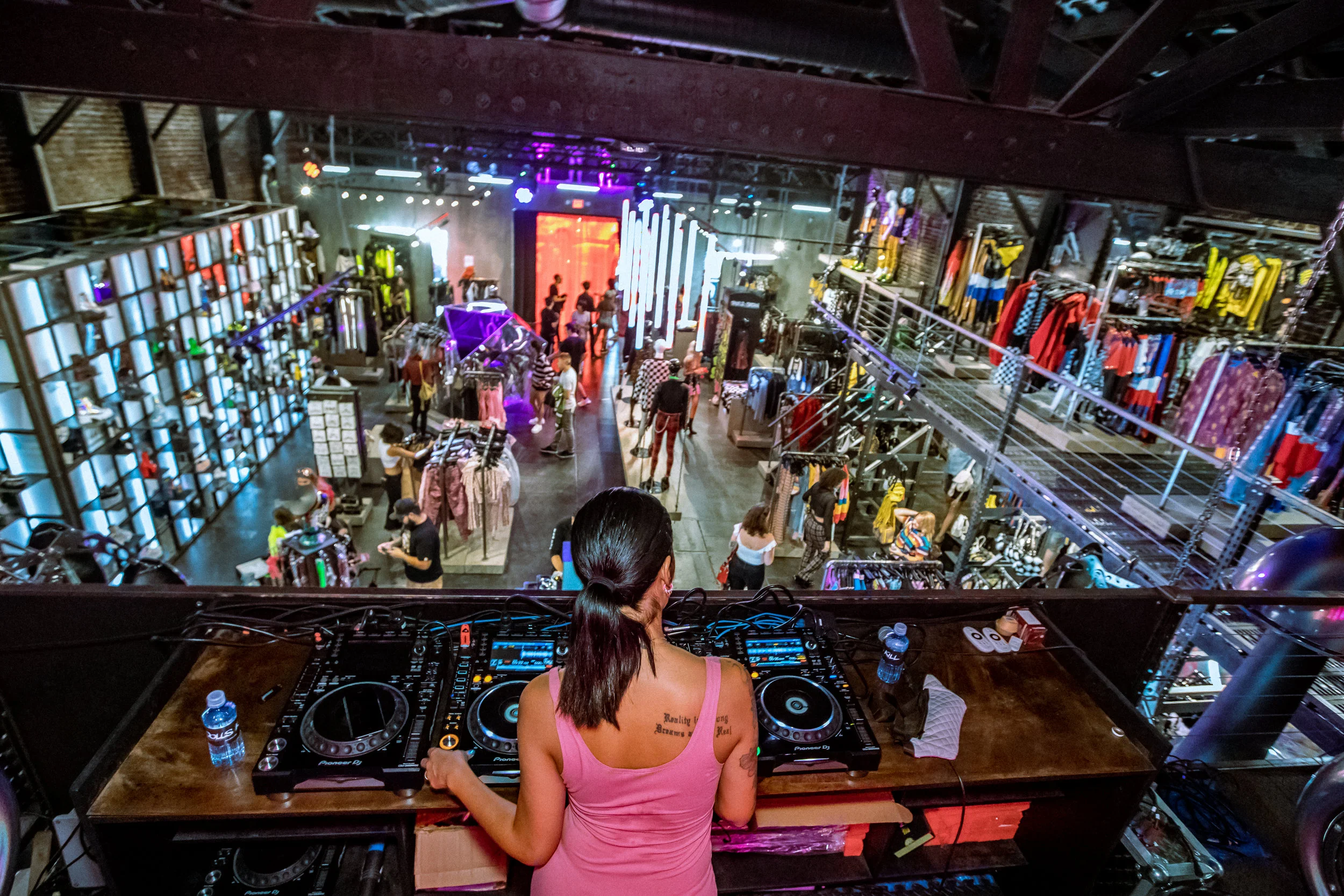180922_DollsKill_LA_Selects_Polished-102.jpg