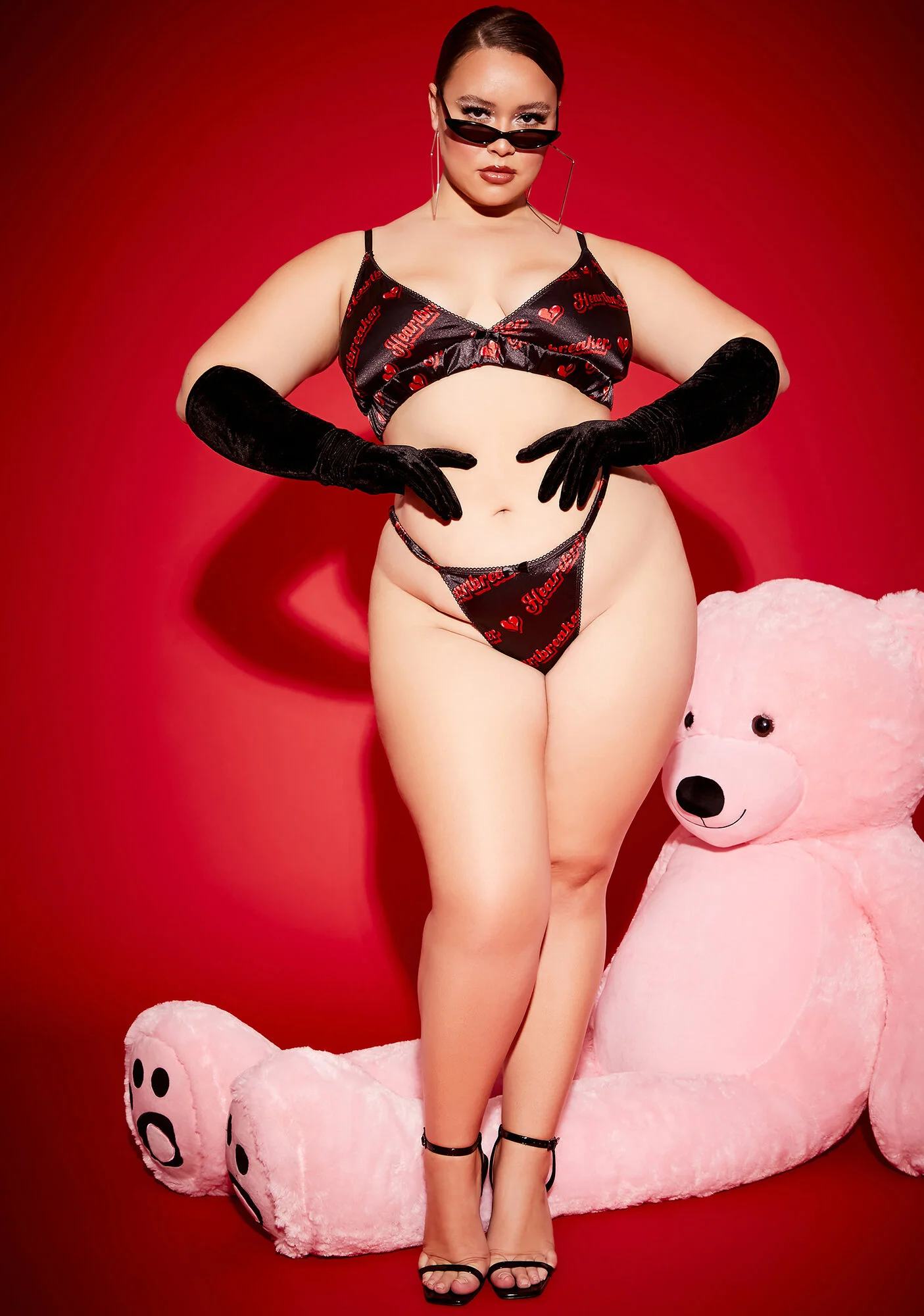 S557155_F_R_Poster+Grl++2p+SATEEN+LINGERIE++SET-+HEARTBREAKER+PLUS++Black+w++Red+Print++2093281232.jpg