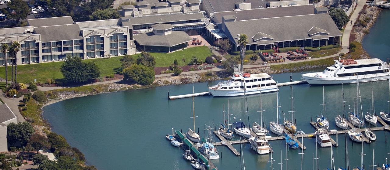 DoubleTree by Hilton Hotel Berkeley Marina