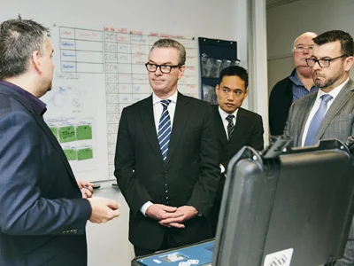 Christopher_Pyne_at_the_Greyscan_prototype_launch_Melbourne_2018_SML_400pxw.jpg